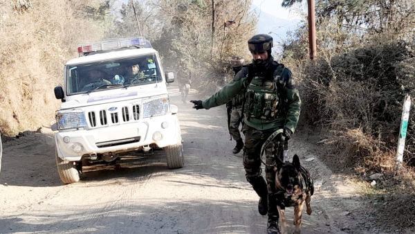 Mobile internet suspend in Jammu and Kashmirs Poonch and Rajouri districts