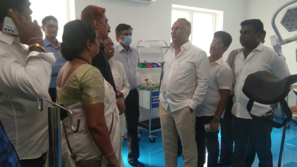 Dinesh Gundu Rao Announces Plans to Fill 800 Vacant Positions in the Health Department Dinesh Gundu Rao Announces Plans to Fill 800 Vacant Positions in the Health Department