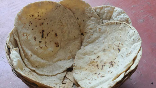 Jowar Roti Recipe: Know How to Cook North Karnatakas Famous Jolada Rotti in Kannada