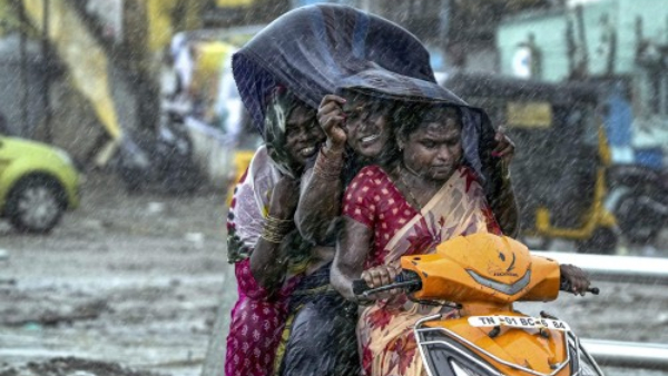 IMD has Predicts Thunderstorms Rain For Across Karnataka Till December 13th
