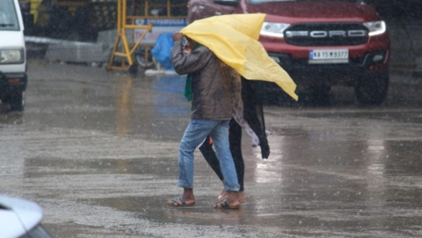 Karnataka weather: Heavy rainfall forecast in these districts of state On January 1