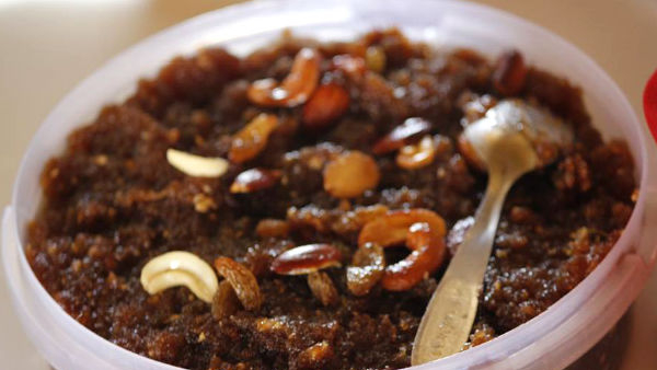 How to make kharjoor (date) halwa that strengthens the body in winter?