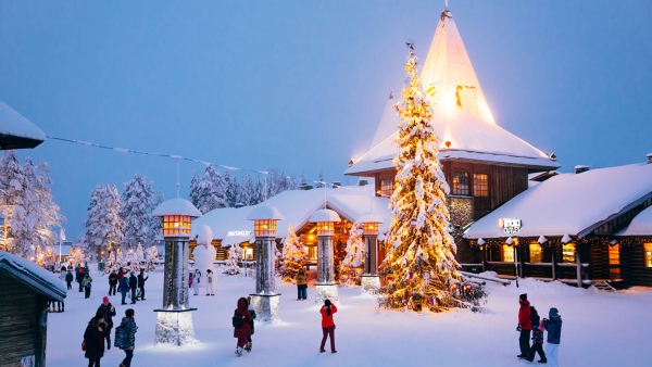 Year-end Travel: 7 best cities to celebrate Christmas