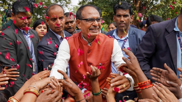 Madhya Pradesh CM Race: Shivraj Singh Chouhans Ram Ram Post Got Curiosity