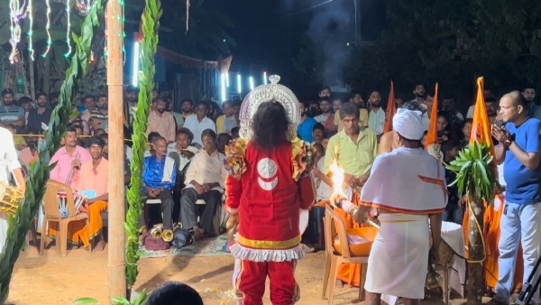 Pilichandi Daiva Dompadabali Utsav At Guruvayankere