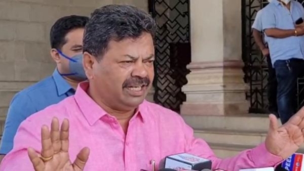 MP Renukacharya Fierce Attack Against Basangouda Patil Yatnal‌