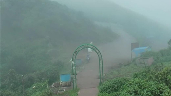 Winter Travel Guide: you see fog in this karnataka place