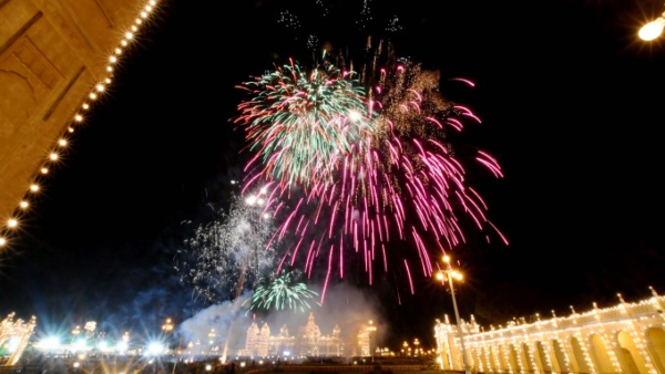 New Year 2024 Celebrations Cancelled In Pakistan