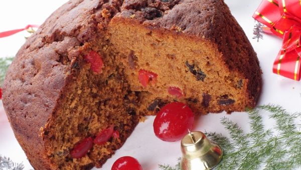 Christmas 2023: Why cut plum cake to Christmas?