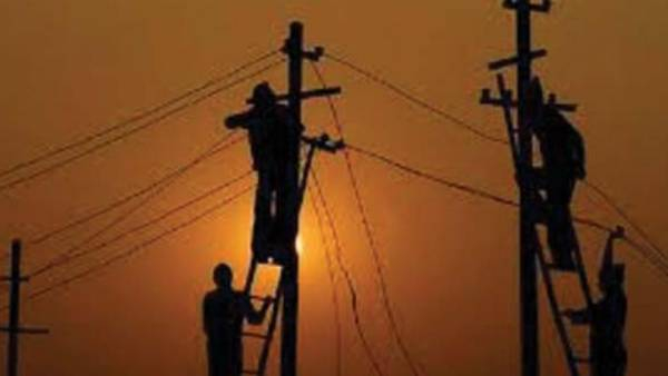 Power Cut Issues Continued in State Village include Bengaluru: People Outrage
