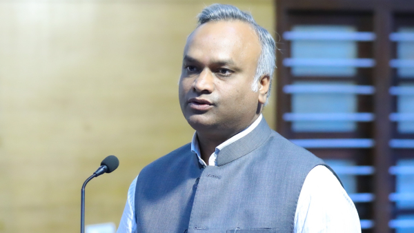Priyank Kharge Attacks That There Is Lack Of Coordination In BJP