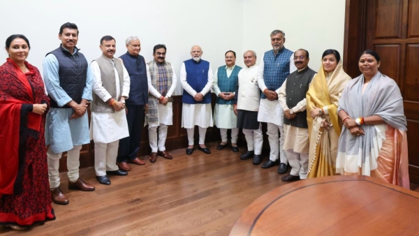 Rajasthan CM Race: Diya Kumari meets Nadda in Delhi 