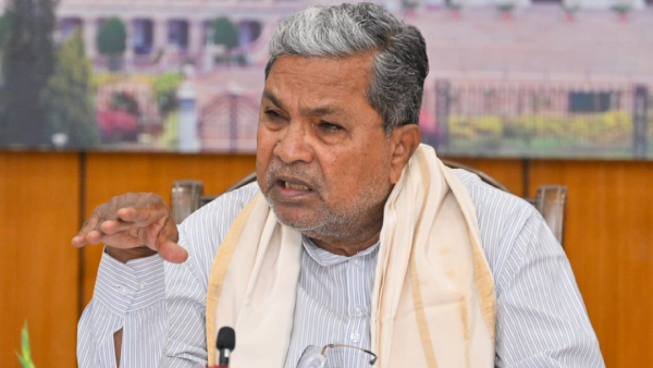 Kannada Mandatory Fight: In Karnataka, The Name Plate Should Be In Kannada Says Siddaramaiah Kannada Mandatory Fight: In Karnataka, The Name Plate Should Be In Kannada Says Siddaramaiah