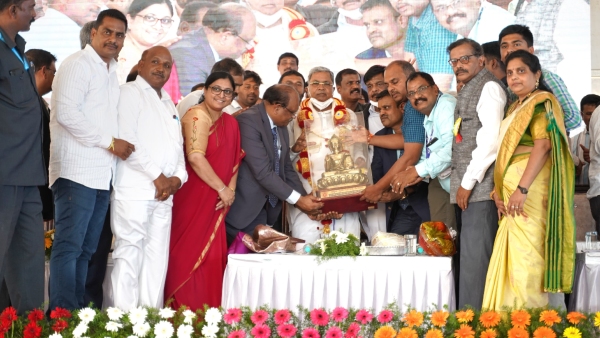 CM Siddaramaiah laid foundation stone for Bengaluru Model Kidwai Hospital in Mysuru