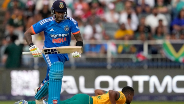  Suryakumar Yadav Hits a Record-Breaking 4th T20I Century in Ind Vs SA T20I