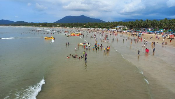  Tourist Rushed To Uttara Kannada For Christmas And New Year Holidays