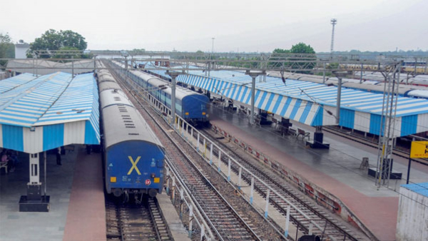 Chennai Airport Reopens After Cyclone Michaung: Southern Railway Lists 43 Cancelled Trains