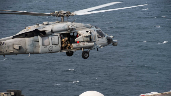  US Helicopters Thwart Houthi Attack, Sink 3 Boats in Red Sea