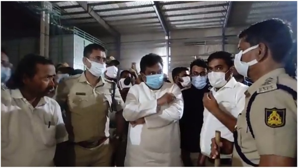 Concerns Mount as Over 10 Workers Trapped in Warehouse in Karnatakas Vijayapura Concerns Mount as Over 10 Workers Trapped in Warehouse in Karnatakas Vijayapura