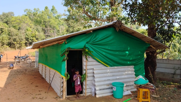 Siddapur Taluk Balagoda Villagers Constructed A Temporary Anganwadi Siddapur Taluk Balagoda Villagers Constructed A Temporary Anganwadi