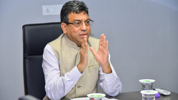 How many Commercial Shops have implemented mandatory Kannada in name plate in bbmp under