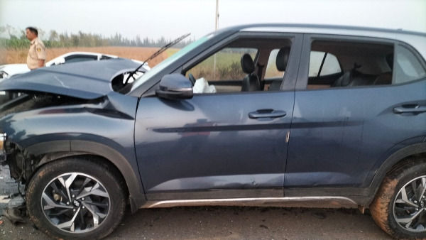 Four Dies In Car Accident At Bengaluru-Mumbai National Highway