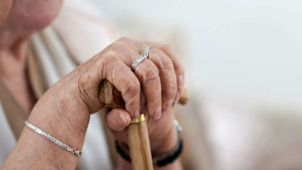 Bengaluru Police Filed Case Against Who Are Admitted Their Parents To Old Age Home Bengaluru Police Filed Case Against Who Are Admitted Their Parents To Old Age Home