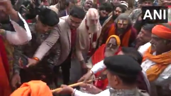 Ram Mandir: Worlds longest incense stick video goes viral