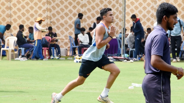 Sachin Tendulkars Son Arjun Tendulkar Playing Ranji Trophy Match in Mysuru Sachin Tendulkars Son Arjun Tendulkar Playing Ranji Trophy Match in Mysuru