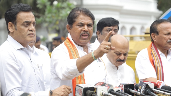 BJP Request to Governor do Direction Karnataka govt give Drought relief for Farmers