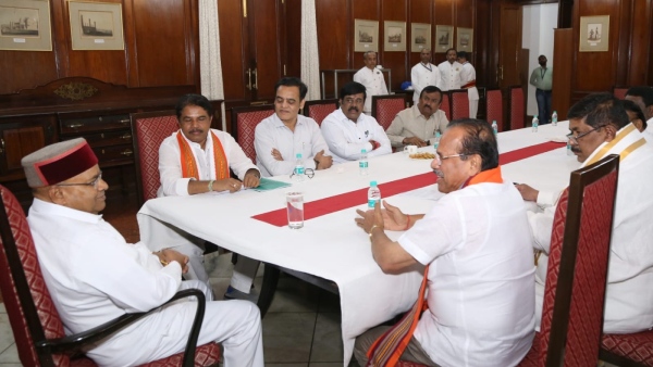 BJP Request to Governor do Direction Karnataka govt give Drought relief for Farmers