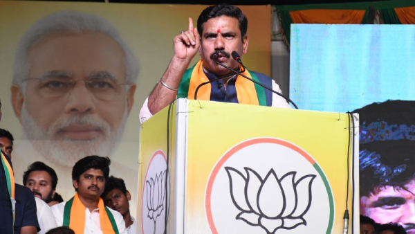 https://kannada.oneindia.com/news/bengaluru/namma-metro-bmrcl-raises-fine-for-misbehaving-in-bengaluru-metro-trains-from-500-to-10-000-rupees-340919.html