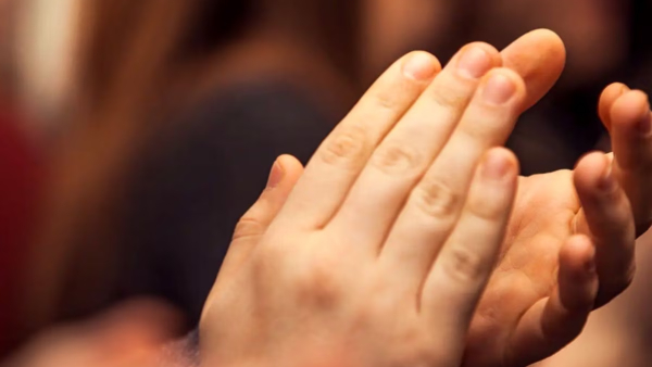 Why do people clap during Aarti and Kirtan? Here is the answer in kannada