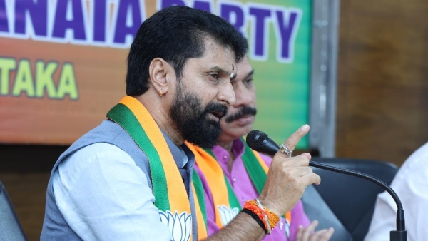 CT Ravis displeasure against Ananth Kumar Hegde Controversial Statement