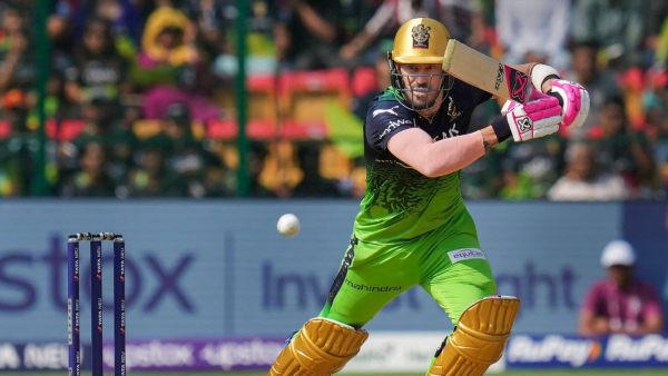 Faf du Plessis Regains Form, Smashes 20-Ball Fifty in SA20 Faf du Plessis Regains Form, Smashes 20-Ball Fifty in SA20