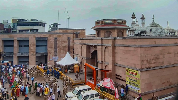 ASI Survey Reveals Pre-existing Hindu Temple Beneath Gyanvapi Masjid: Lawyer ASI Survey Reveals Pre-existing Hindu Temple Beneath Gyanvapi Masjid: Lawyer