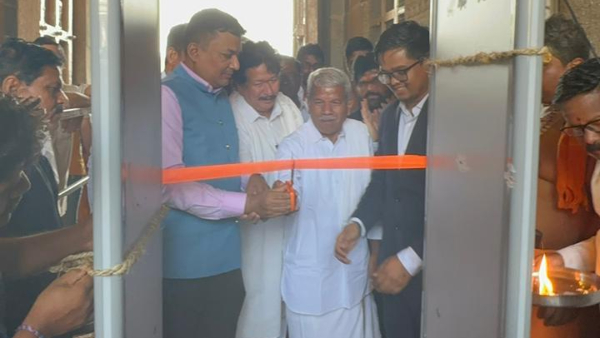 Awareness for the devotees coming to Hampi to enter the temple wearing full clothes Awareness for the devotees coming to Hampi to enter the temple wearing full clothes