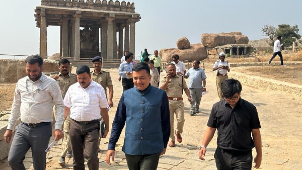 Siddaramaiah Released Logo Of Hampi Utsav 