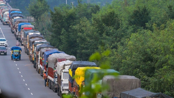  Indefinite Strike by Karnataka Truck Drivers Set to Commence on January 17