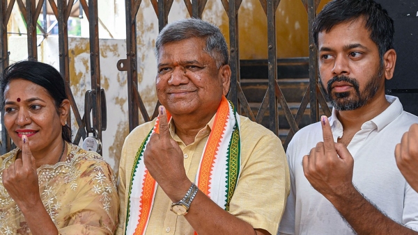 Jagadish Shettars BJP Return Poses a Huge Blow to Congress Ahead of 2024 Lok Sabha Elections