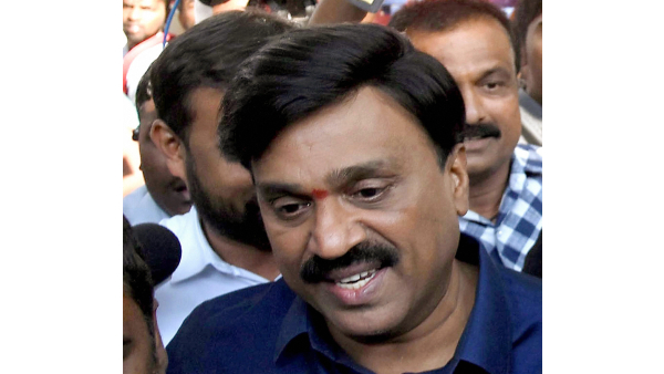 Lok Sabha 2024: Janardhana Reddys Wife Likely to Contest Against Close Aly Sriramulu in Ballari 