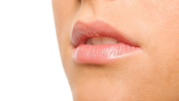 How to Get red Lips Naturally?-know solutions