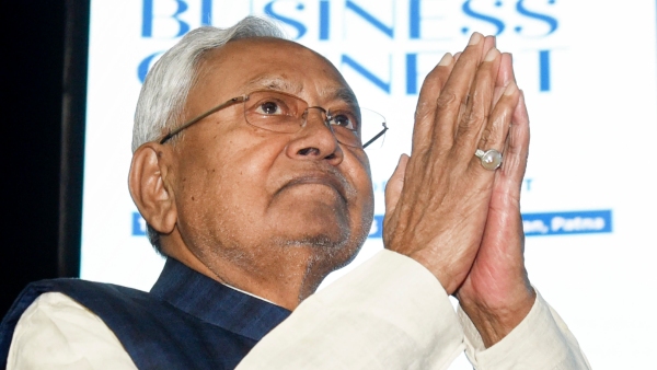 Nitish Kumar Likely to Take Oath As CM Of Bihar with BJPs Support 