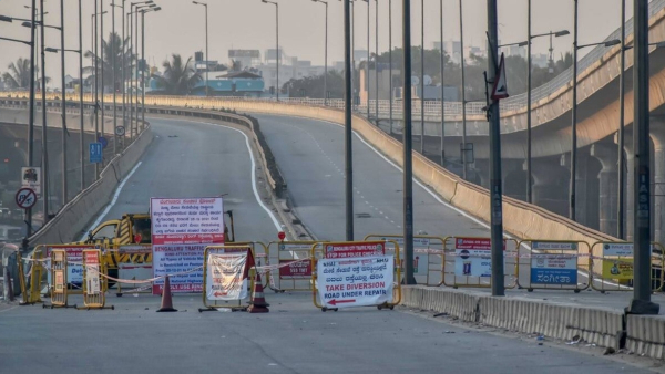 Peenya Flyover Ban For All Types Vehicle till Jan 19, Ambulance Stuck, 50 Police Appoints, NHAI