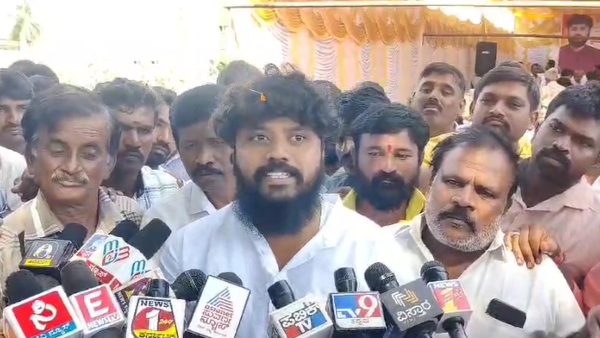 MLA Pradeep Eshwar Lashes Out At MP Pratap Simha