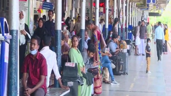Security Failure At Mangaluru Central Railway Station