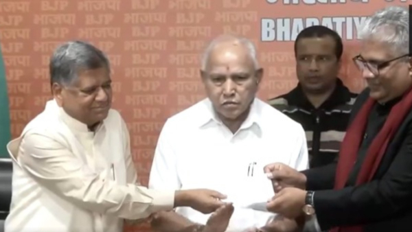 Jagadish Shettar Officially Rejoins BJP in Delhi Ahead of Lok Sabha Election 2024