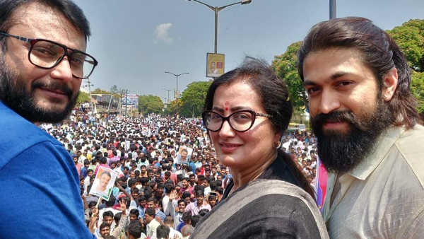 If Sumalatha Ambareesh contests from Bangalore Rural, will Yash and Darshan support?