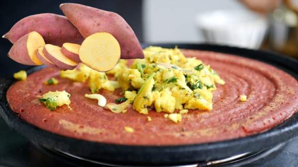 Sweet Potato Dosa Recipe: How to make Sweet Potato Dosa in kannada Sweet Potato Dosa Recipe: How to make Sweet Potato Dosa in kannada