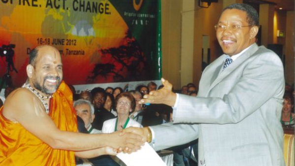 Udupi Paryaya 2024: Sugunendra Theertha Swamiji Life History